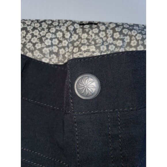 Athleta Women's Dipper Bermuda Outdoor Casual Hiking Short Size 8 1296 - Picture 9 of 13